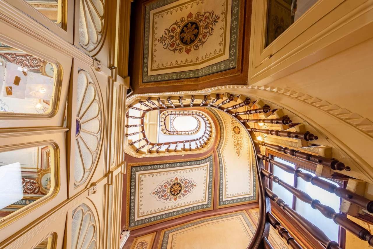 Bueyuekada Anastasia Meziki History Mansion Adalar Ngoại thất bức ảnh